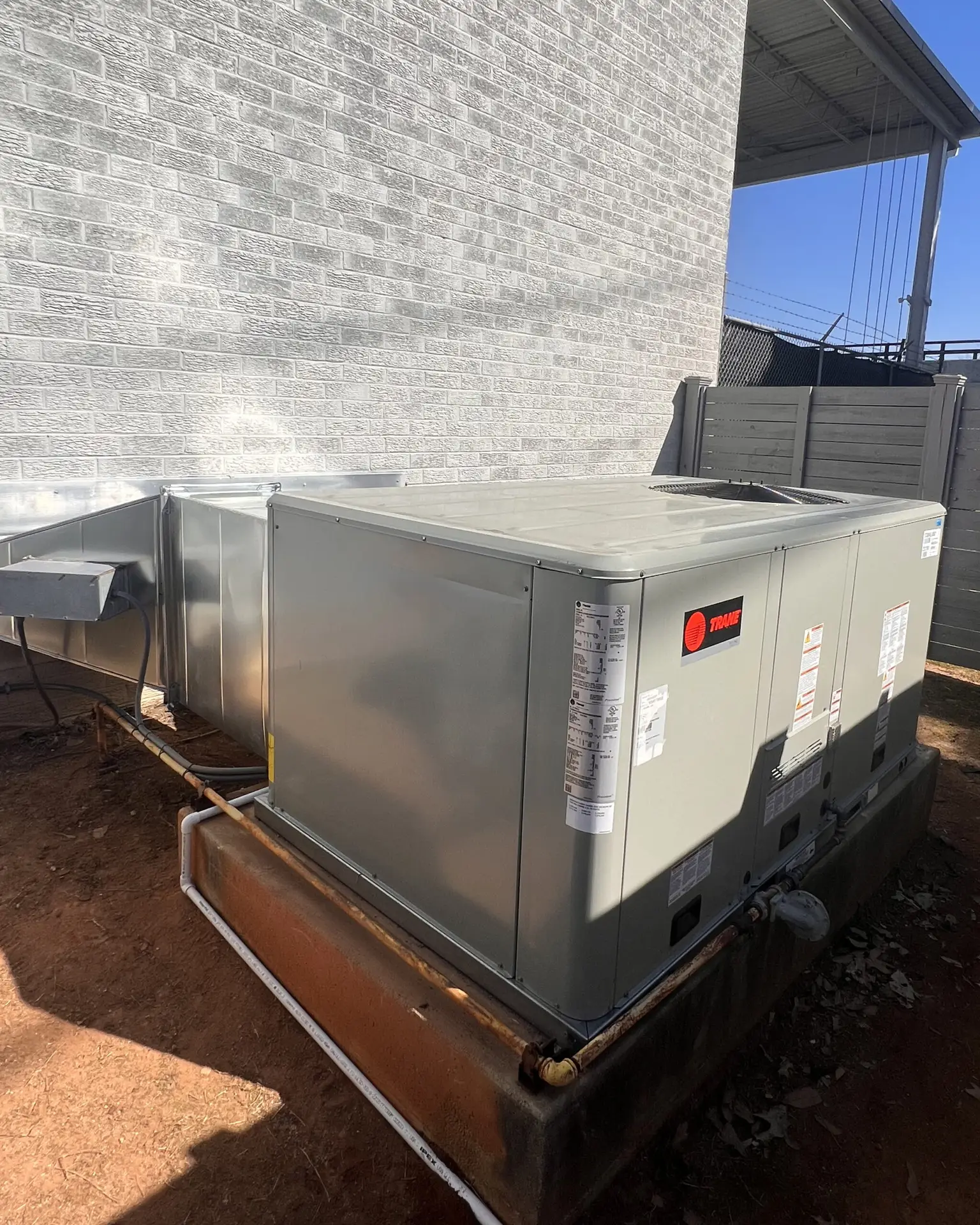 Trane Heating and Air system outside of a commercial property